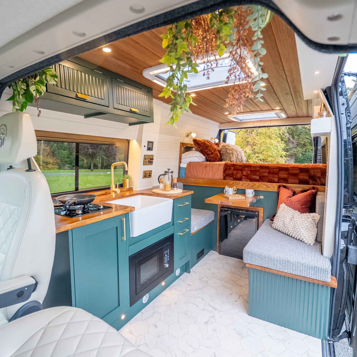 Rebecca - Stunning 3 Berth Off-Grid Camper