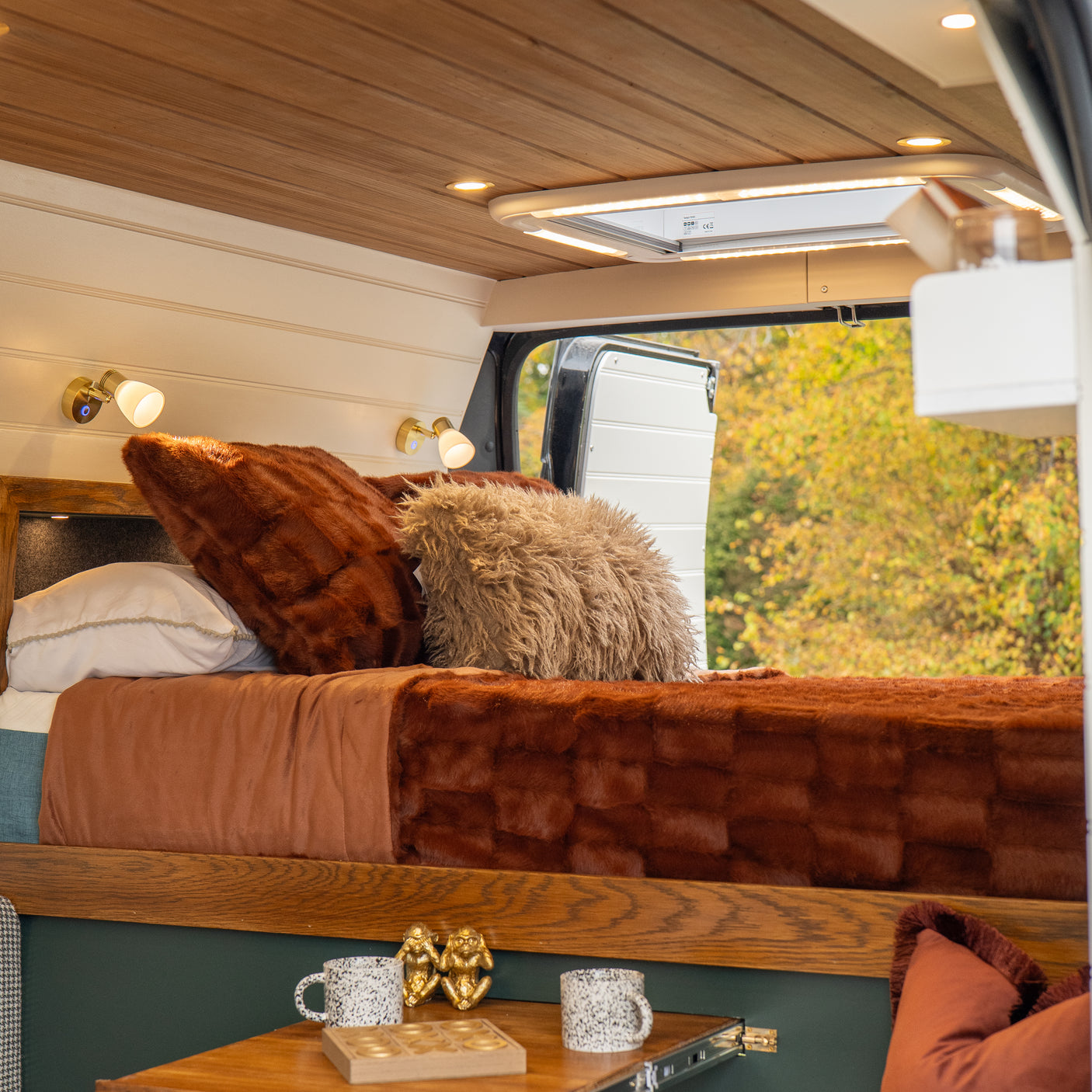 Rebecca - Stunning 3 Berth Off-Grid Camper