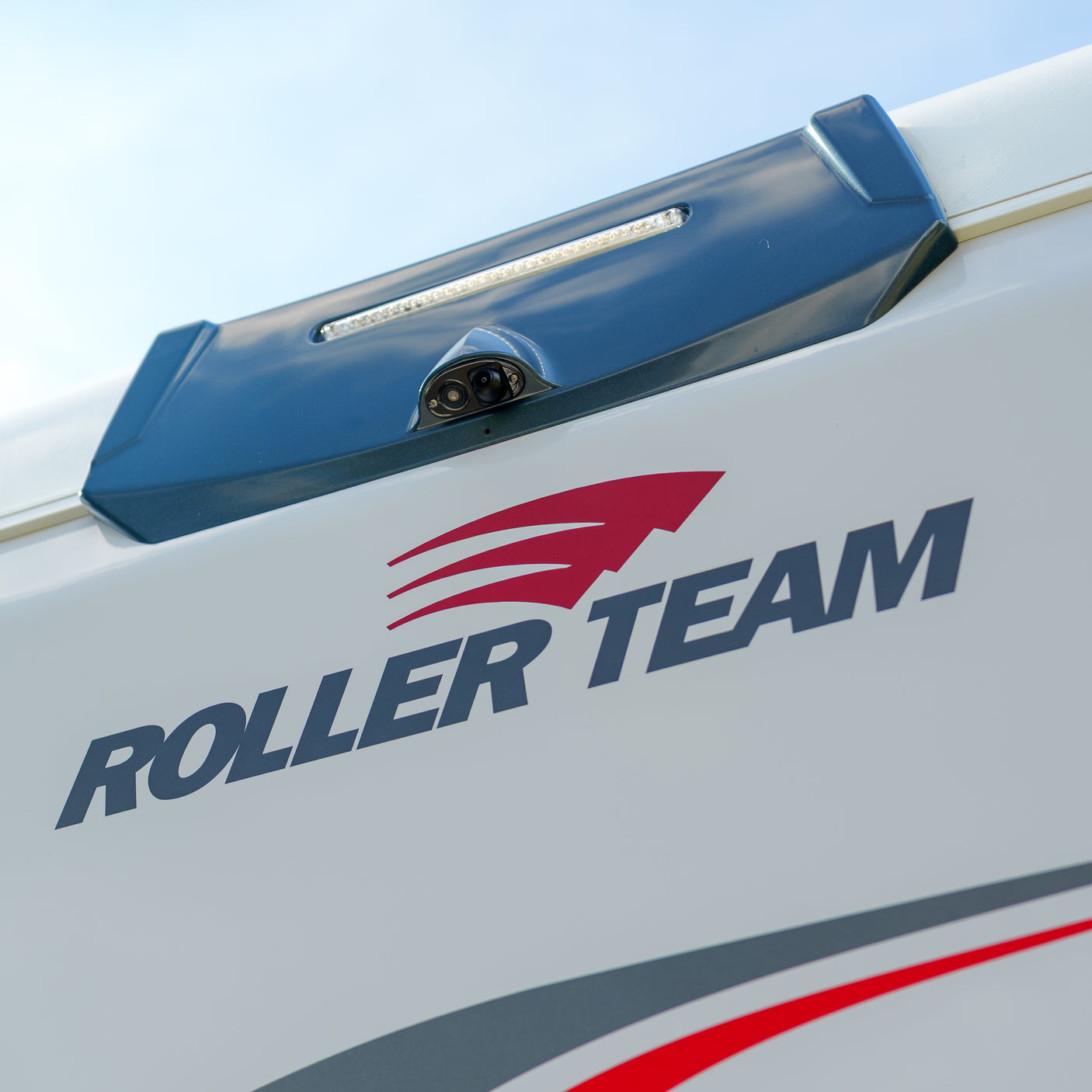 BRAND NEW: 4 berth Automatic Roller Team T-Line 740 + £10,000