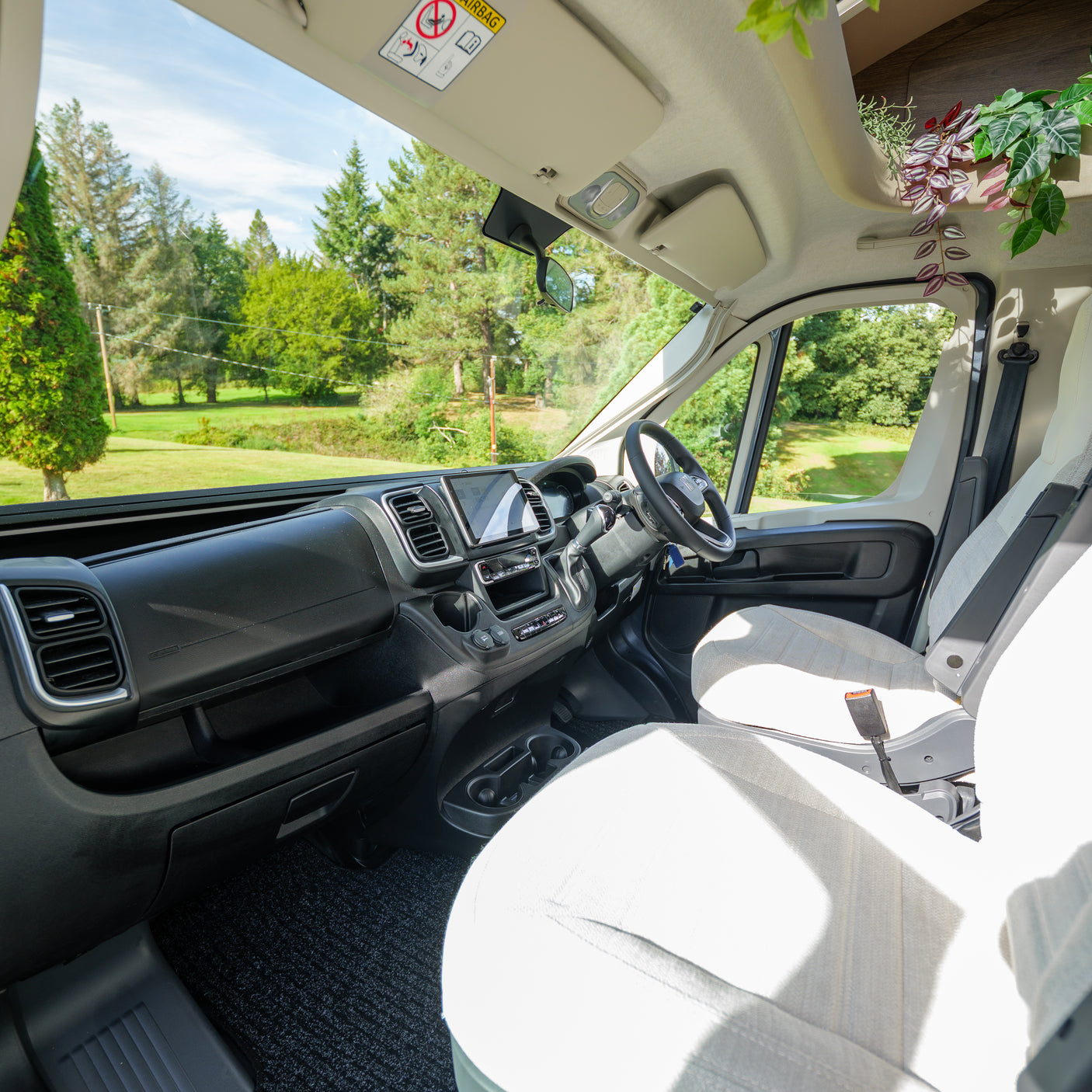 BRAND NEW: 4 berth Automatic Roller Team T-Line 740 + £10,000