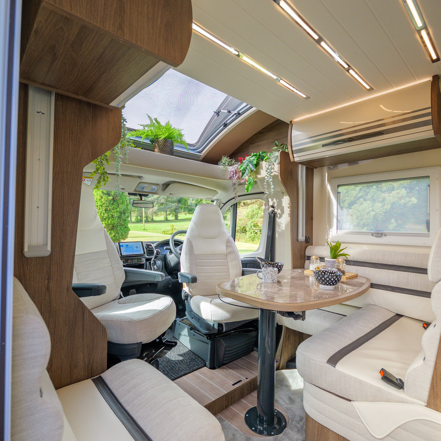 BRAND NEW: 4 berth Automatic Roller Team T-Line 740 + £10,000