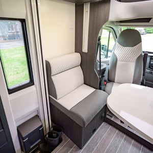 BRAND NEW 4 berth Roller Team Zefiro 685