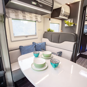BRAND NEW 4 berth Roller Team Zefiro 685