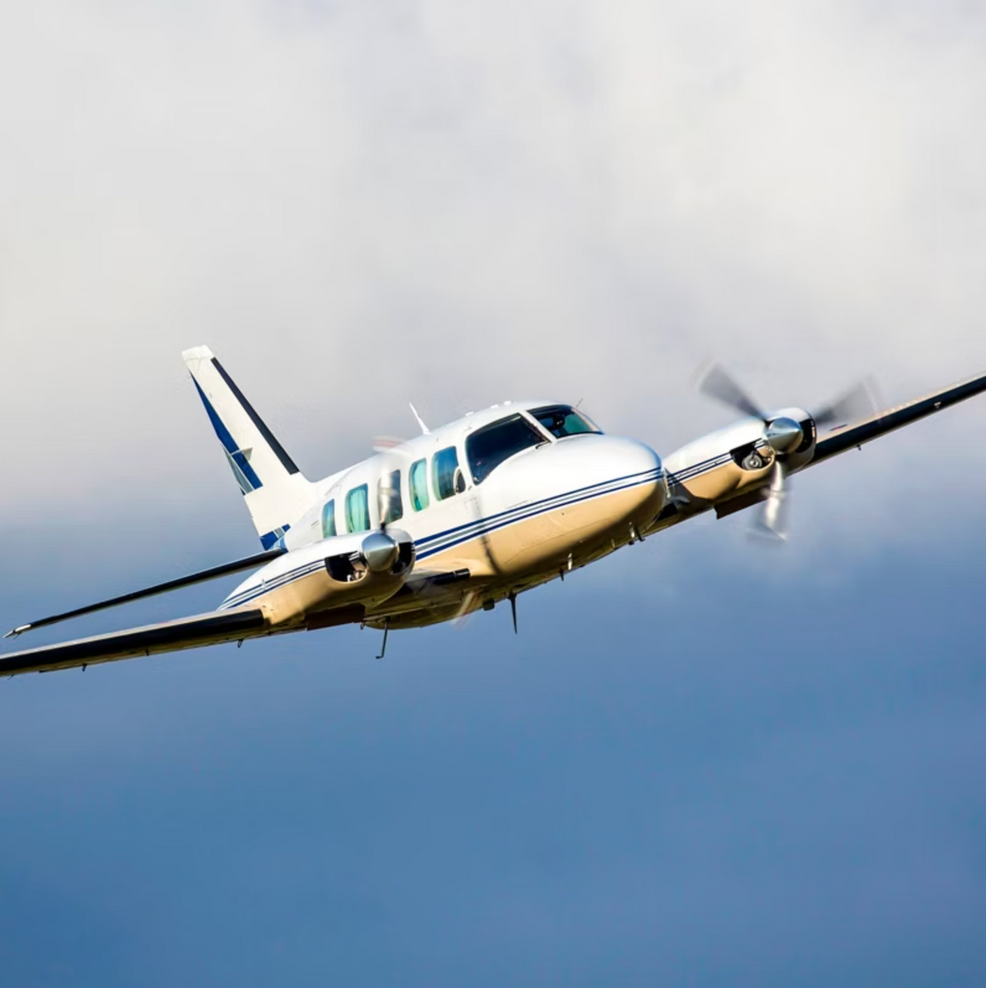 Introductory Flying Lesson - 22 locations - 31st Aug 25