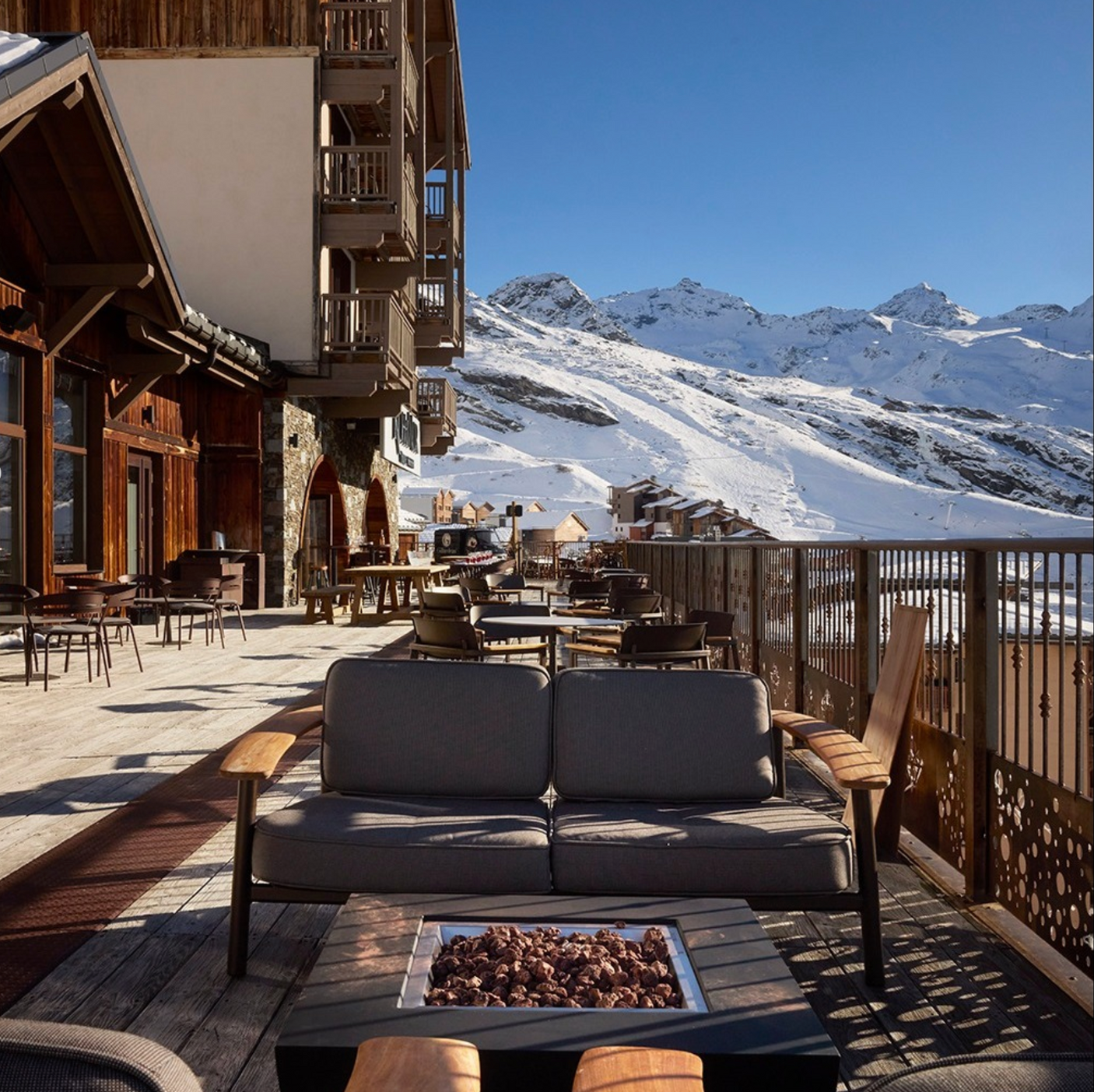 Ultimate Val Thorens 7-Night Ski Holiday for 2 + £2,000 Cash! - 17th October 25