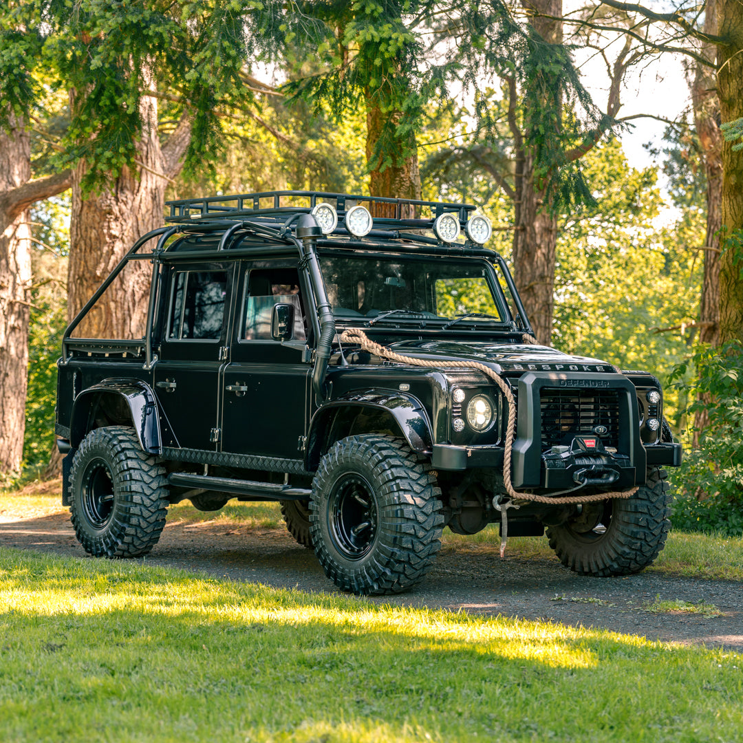 Land Rover Defender – BESPOKE Spectre Edition