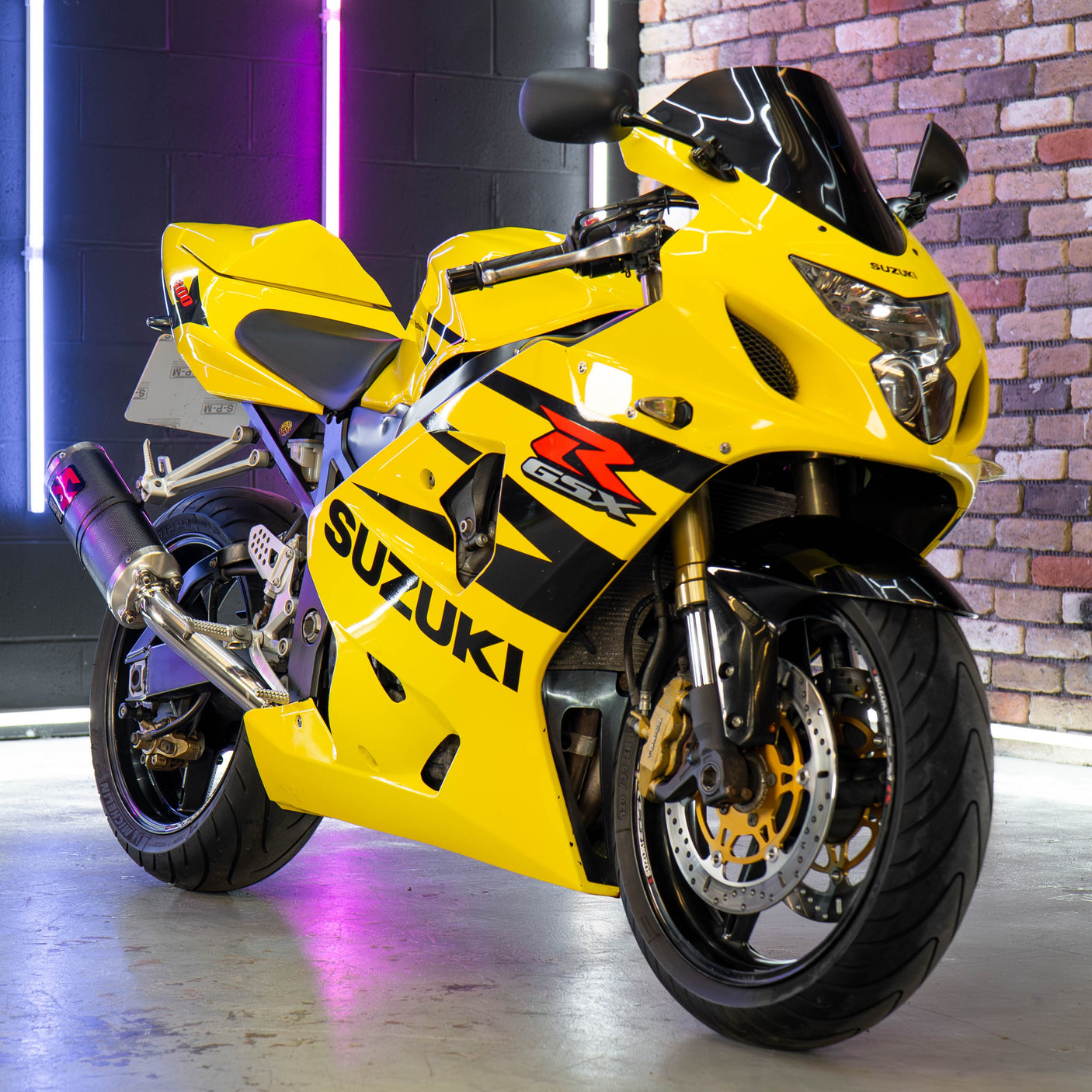 Suzuki GSXR600 K4
