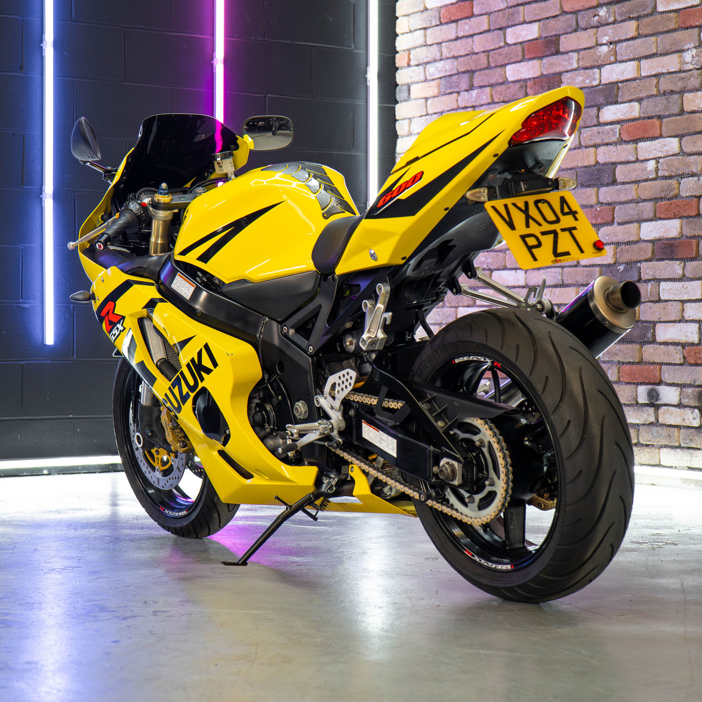 Suzuki GSXR600 K4