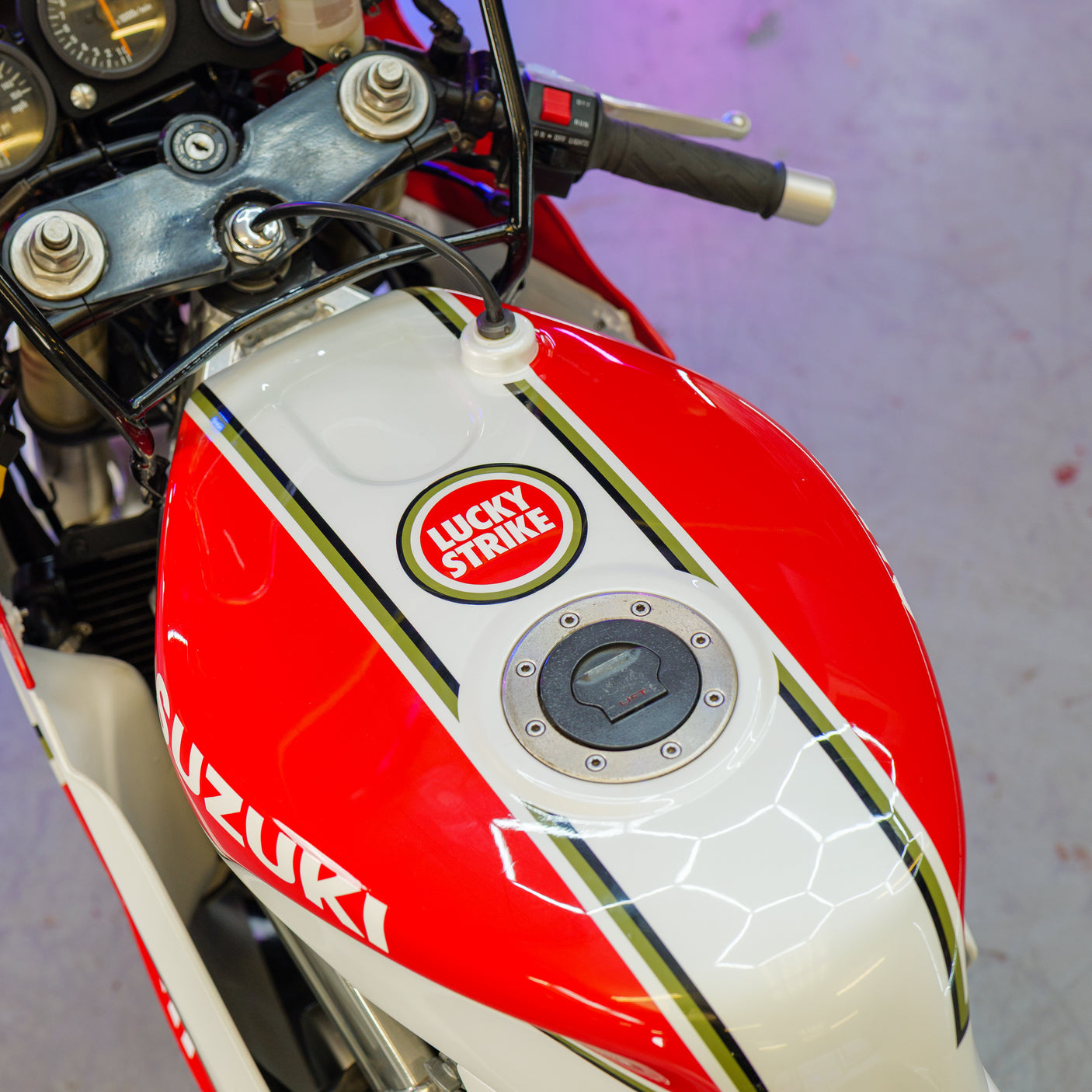 1992 SUZUKI RGV250 LUCKY STRIKE RACE REP