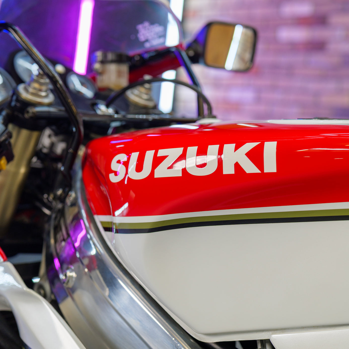 1992 SUZUKI RGV250 LUCKY STRIKE RACE REP