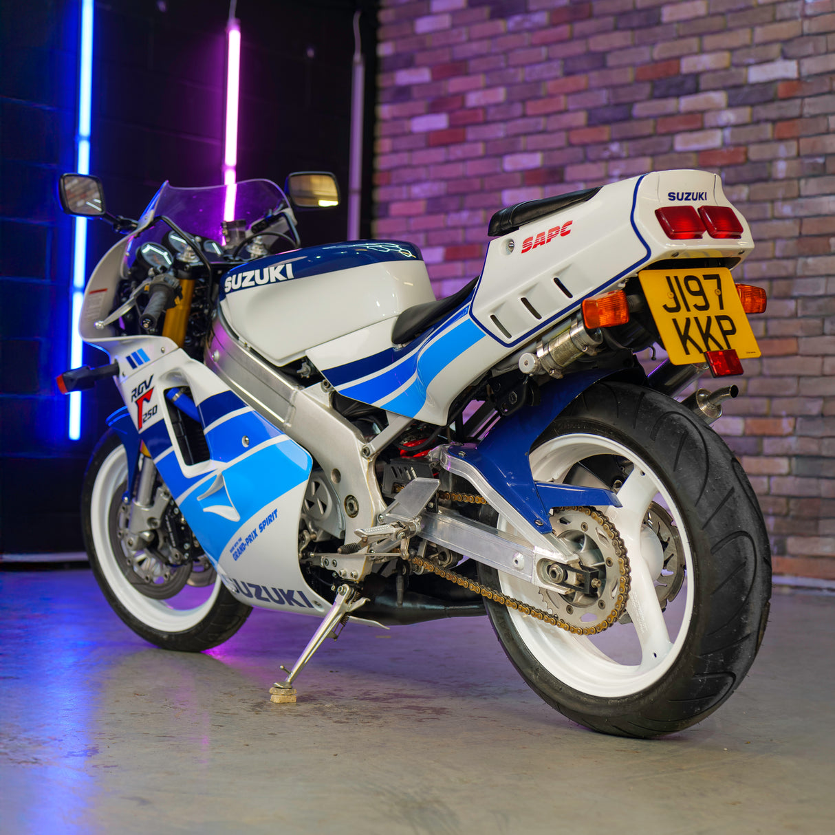 Fully Restored 1991 SUZUKI RGV250 - 18th Feb 25