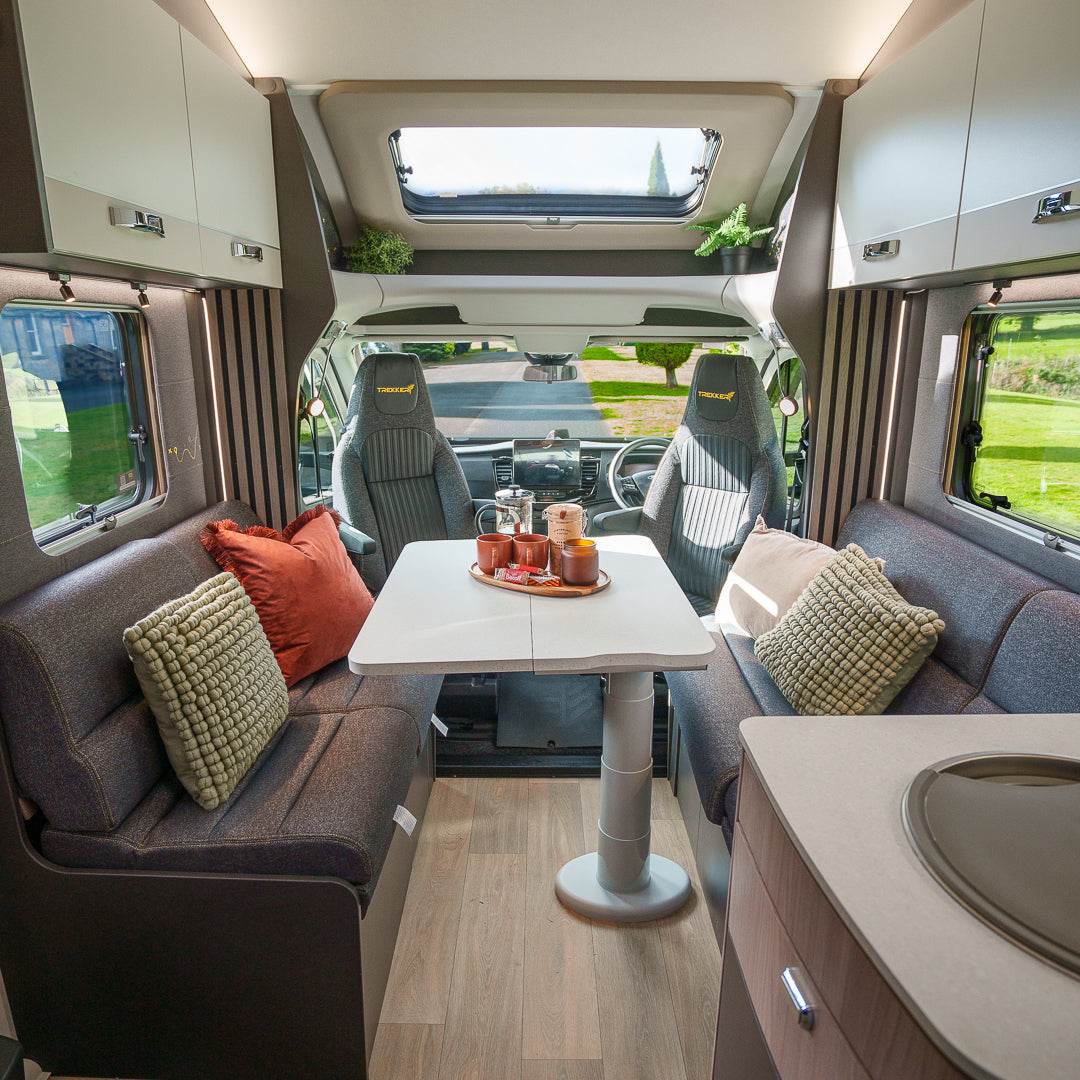 BRAND NEW Automatic 4 berth Swift Trekker 584