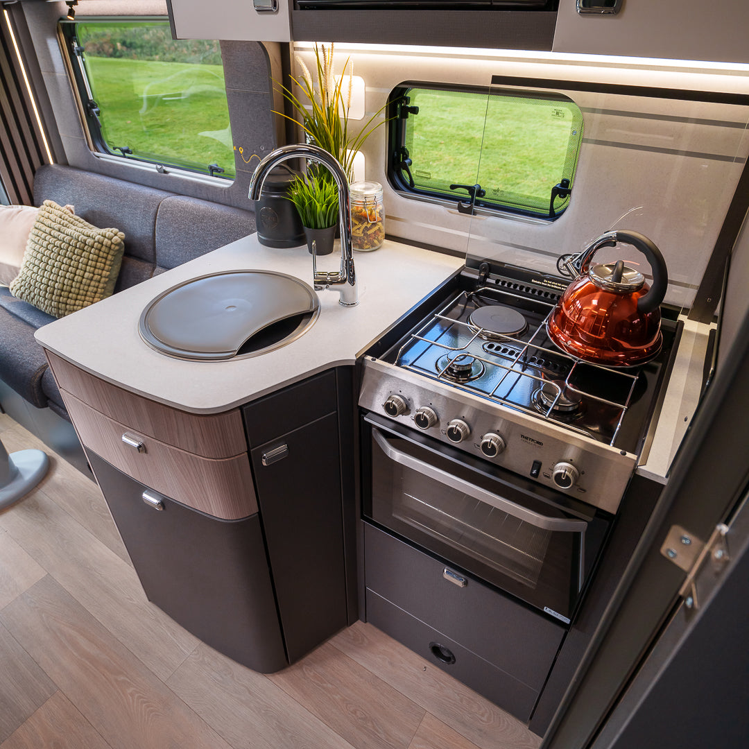 BRAND NEW Automatic 4 berth Swift Trekker 584