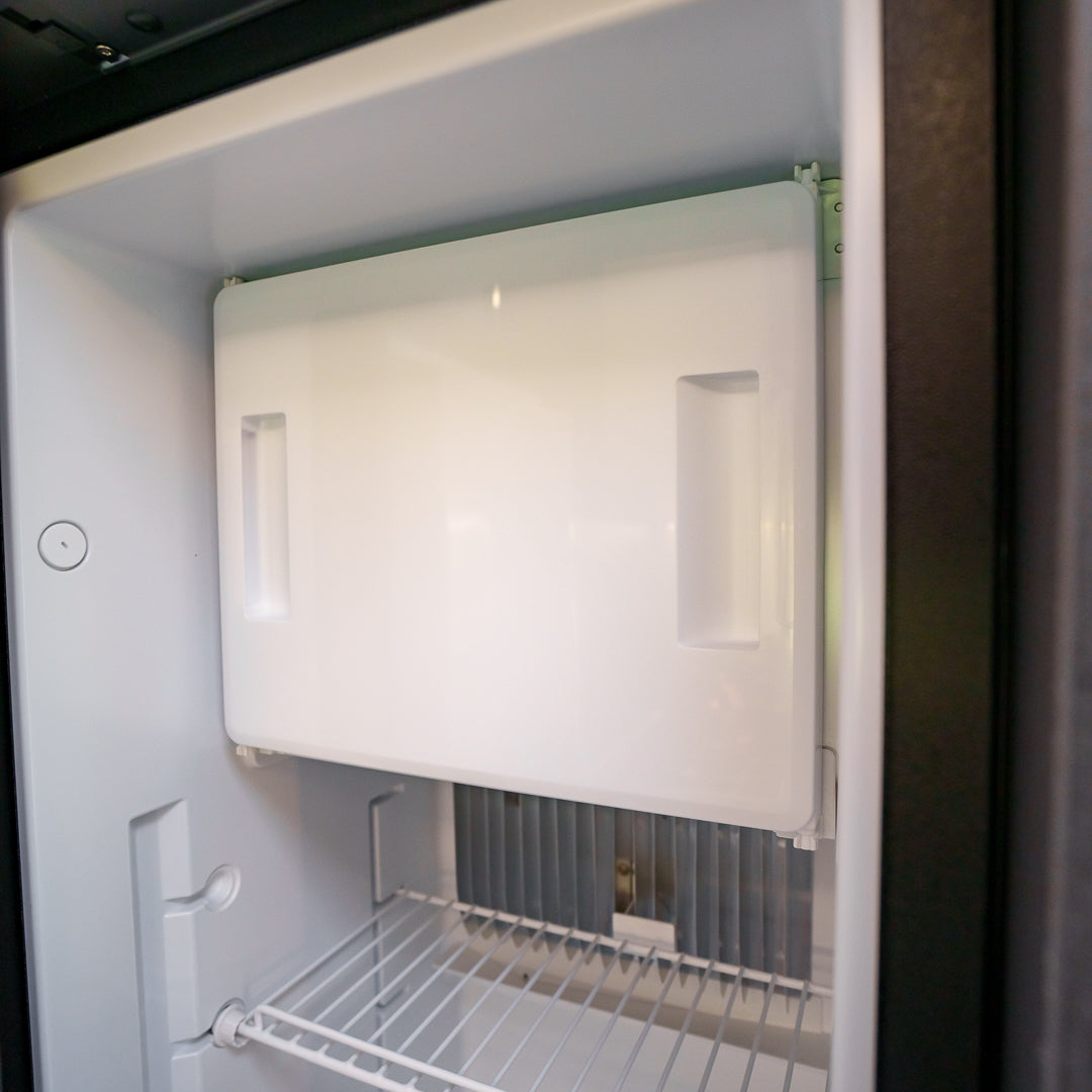 BRAND NEW Automatic 4 berth Swift Trekker 584