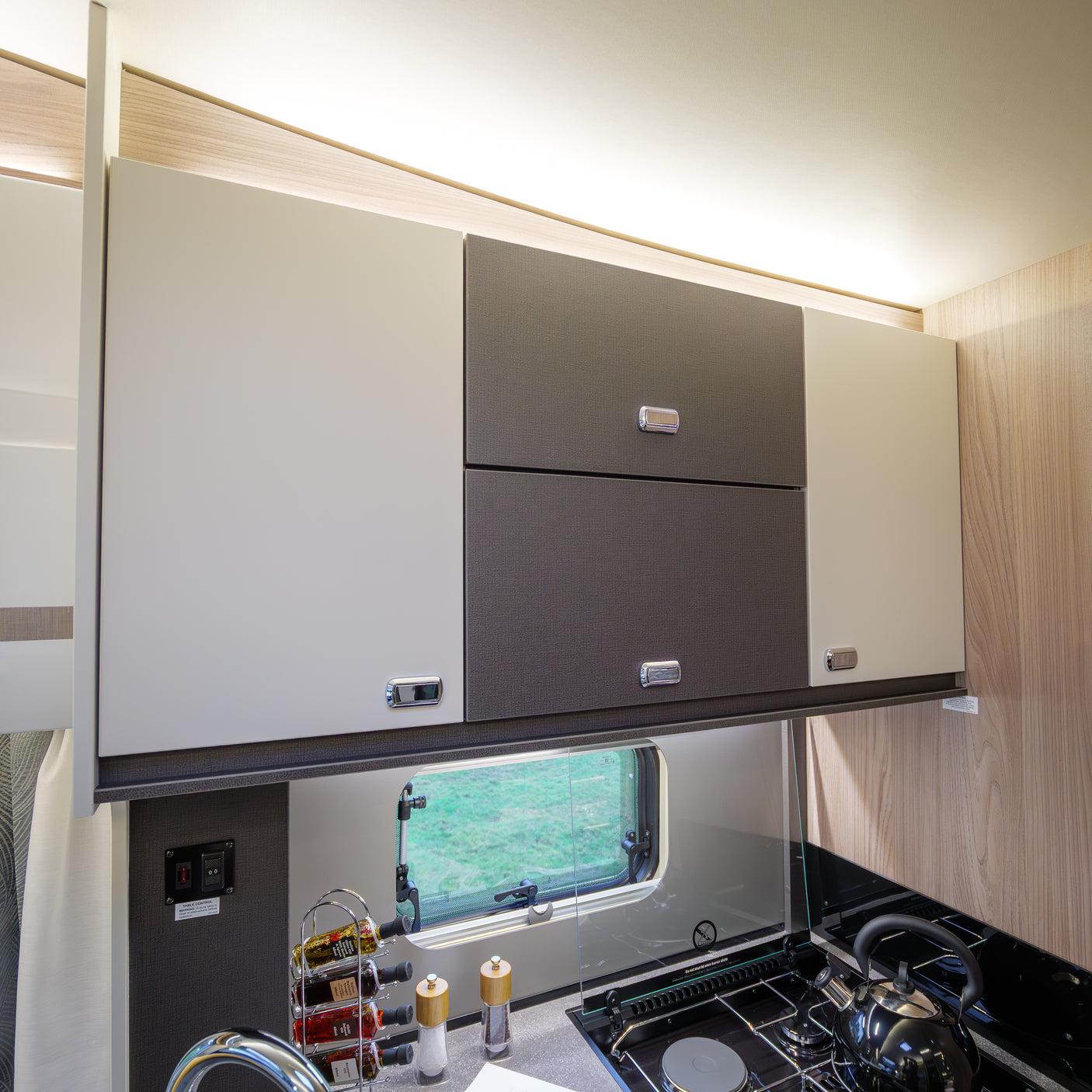 BRAND NEW: 4 berth Swift Voyager 594