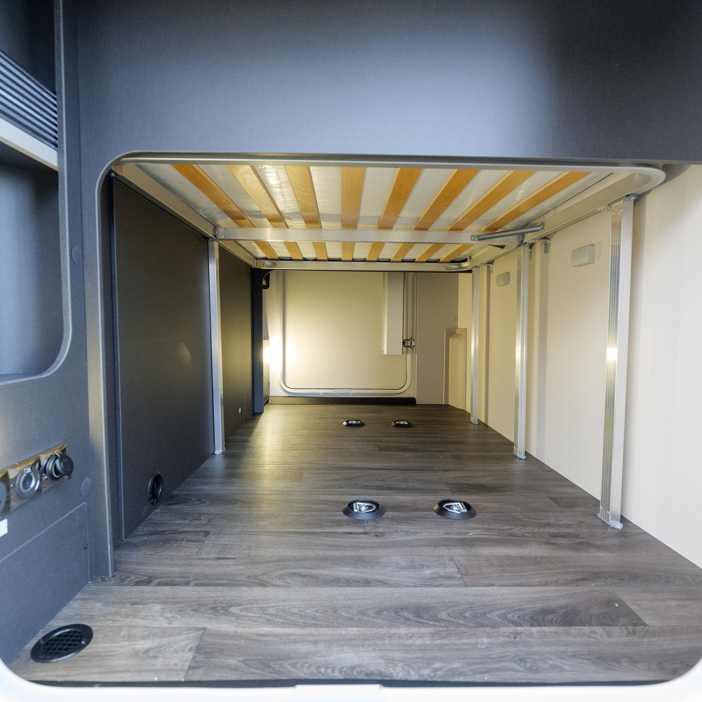 BRAND NEW: 4 berth Swift Voyager 594