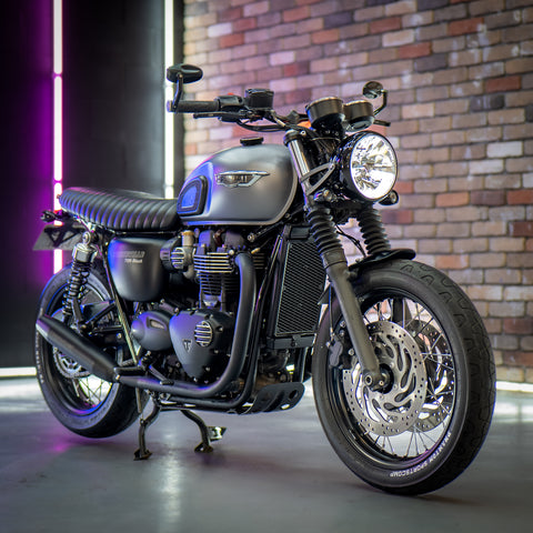 Custom Triumph T120 Bonneville Black