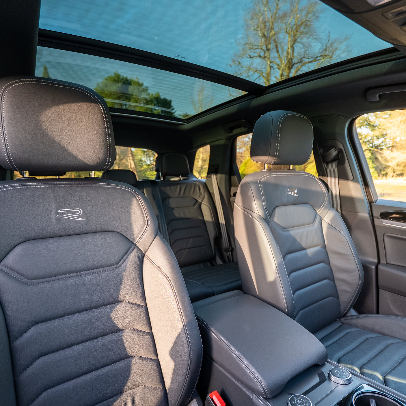 2025 VW Touareg Black Edition