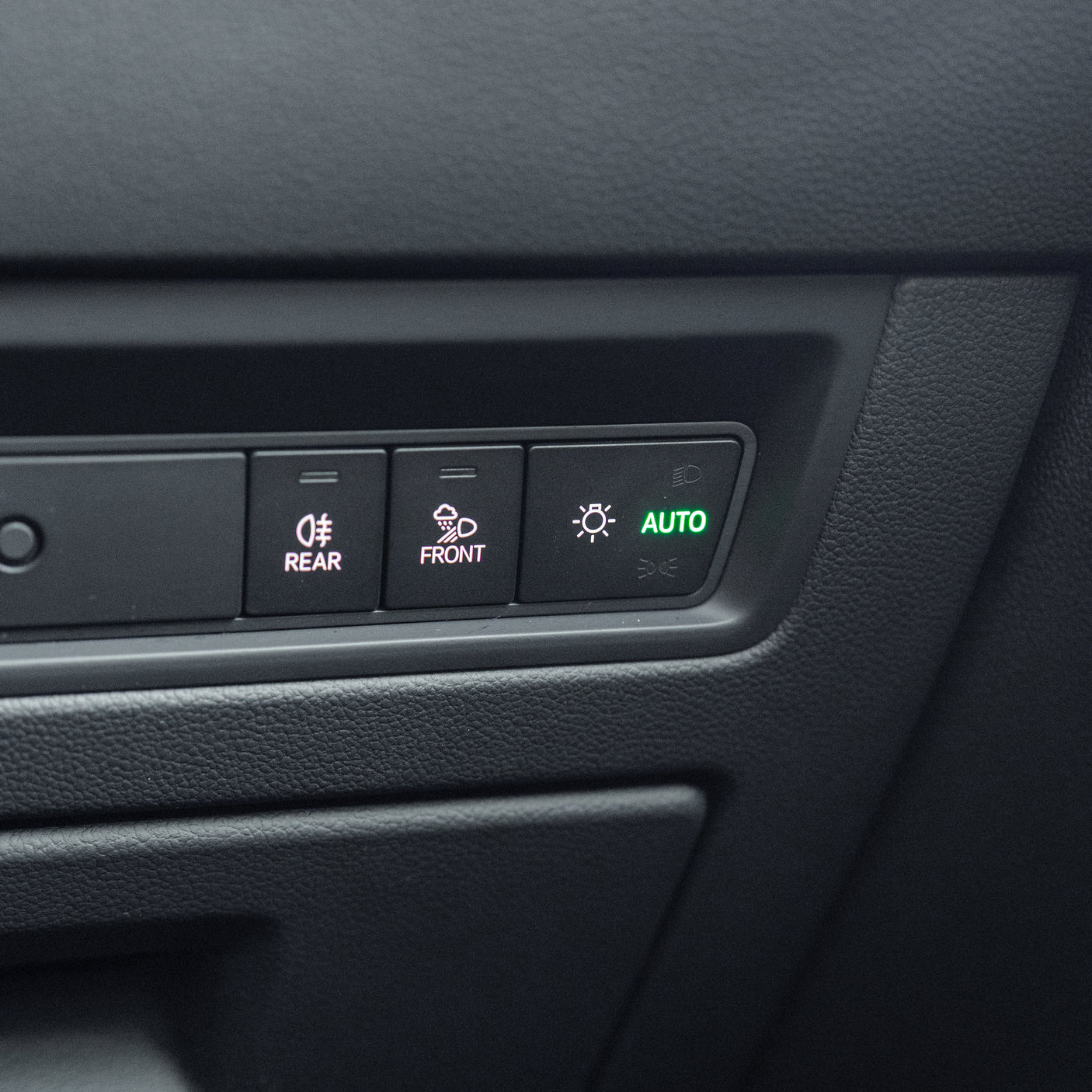 2025 VW Touareg Black Edition