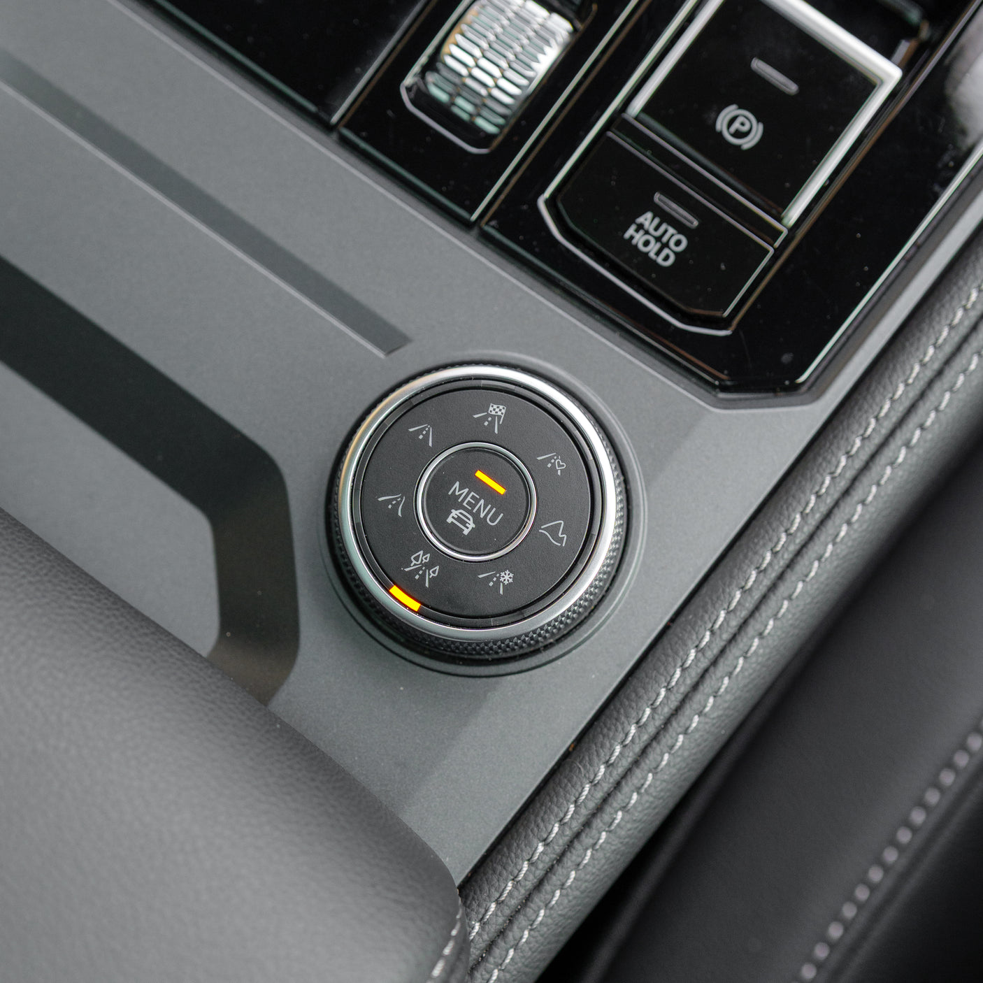 2025 VW Touareg Black Edition