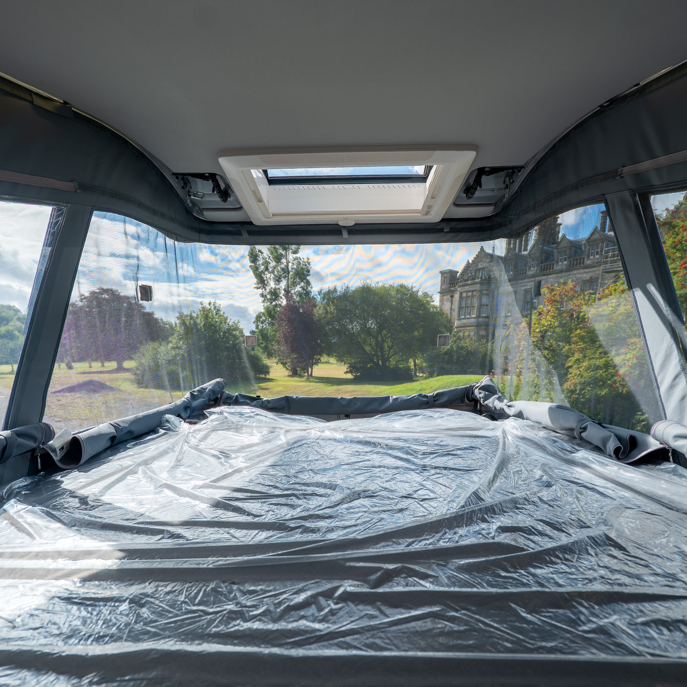 Brand New 2025 Automatic 4 berth Swift Trekker X + £20,000