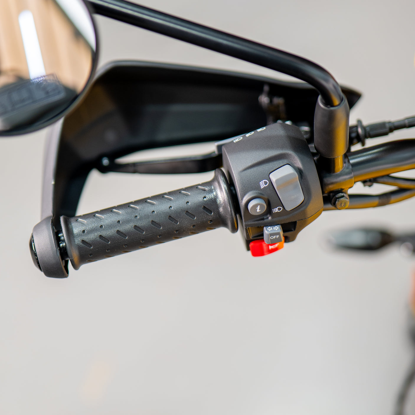 LOW ODDS: BRAND NEW Triumph Scrambler 400Xc