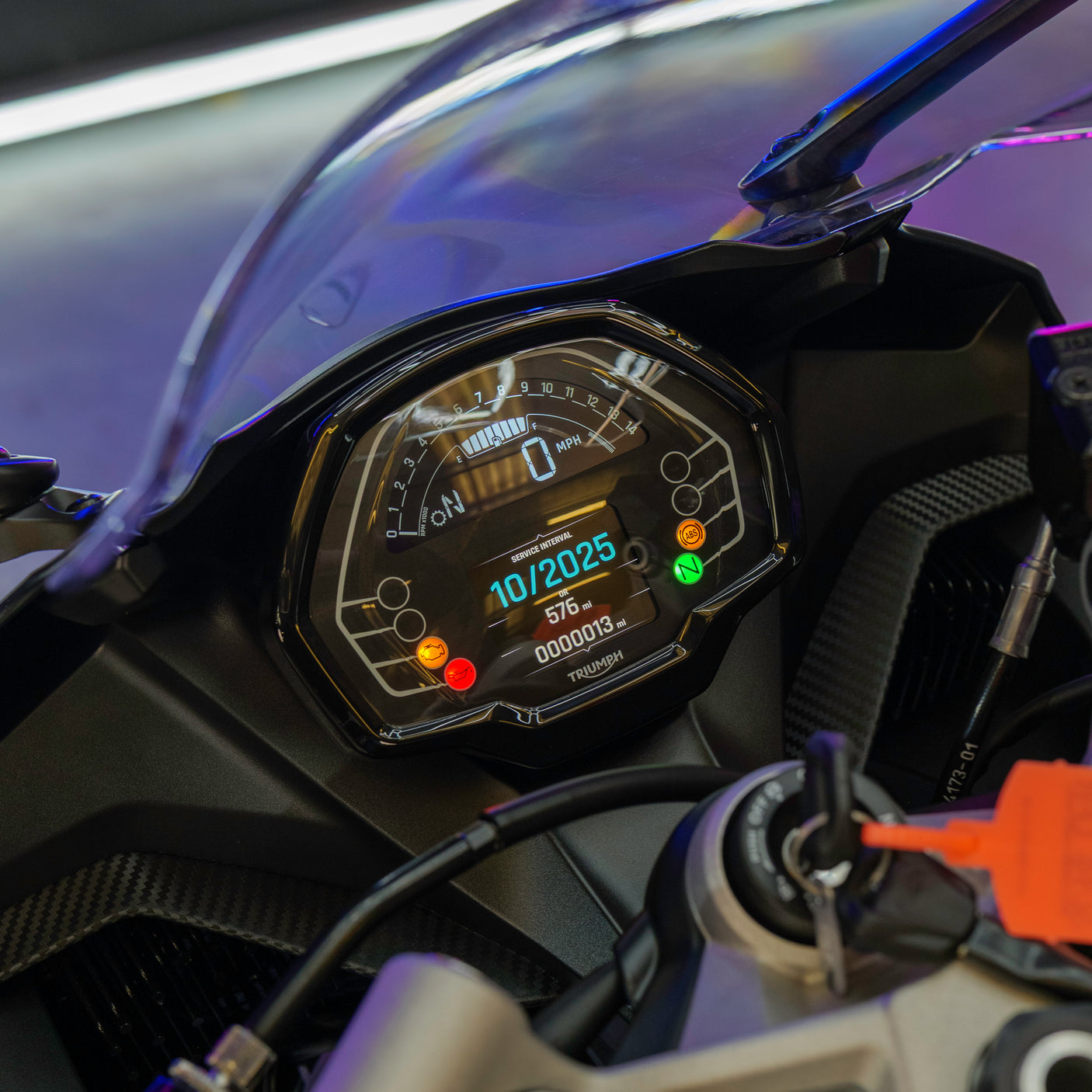 Fast Friday: Brand New Triumph Daytona 660 Moto 2 Livery + £1000 cash