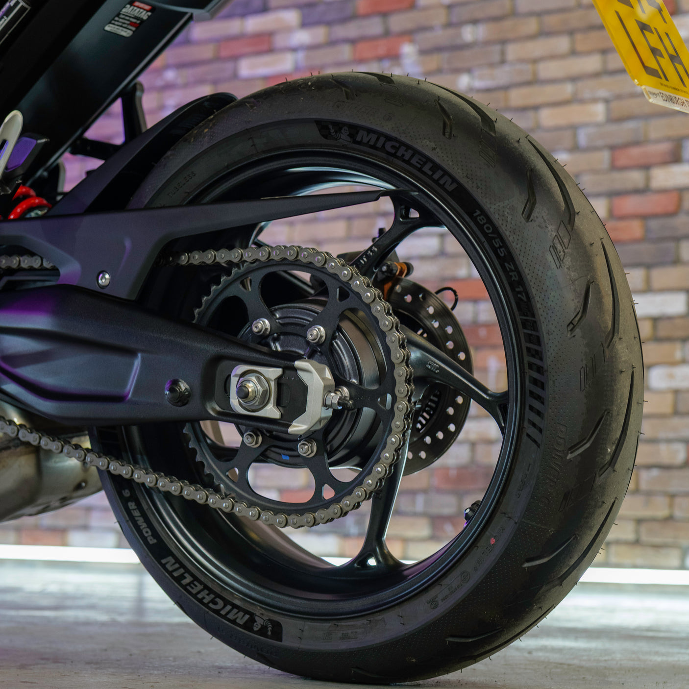 Fast Friday: Brand New Triumph Daytona 660 Moto 2 Livery + £1000 cash