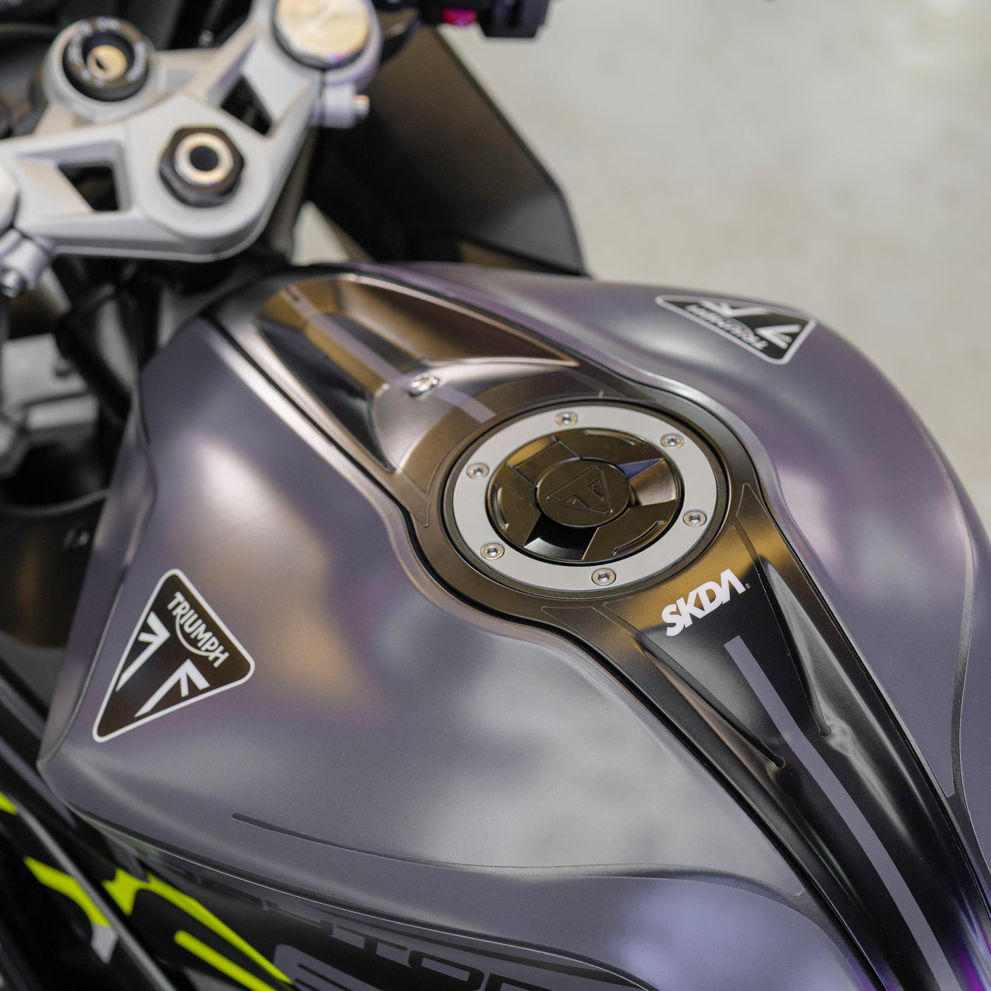 Fast Friday: Brand New Triumph Daytona 660 Moto 2 Livery + £1000 cash