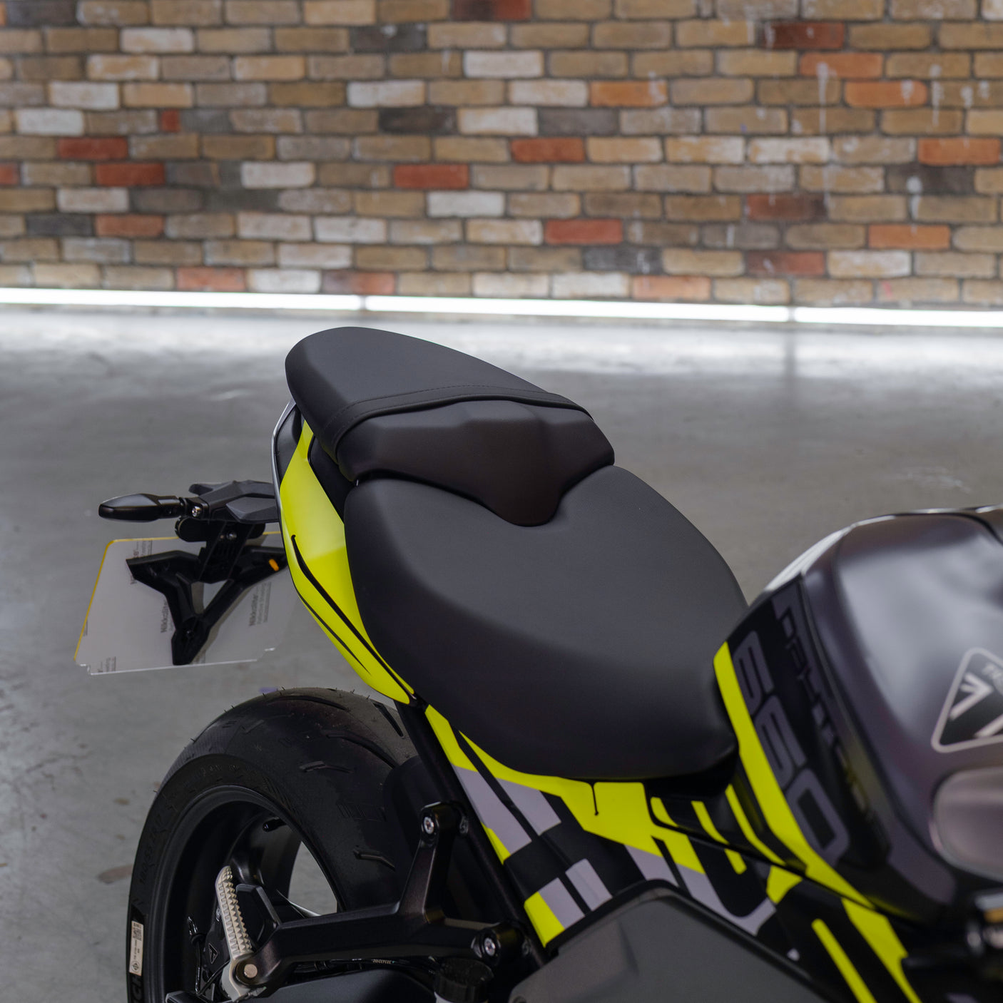 Fast Friday: Brand New Triumph Daytona 660 Moto 2 Livery + £1000 cash