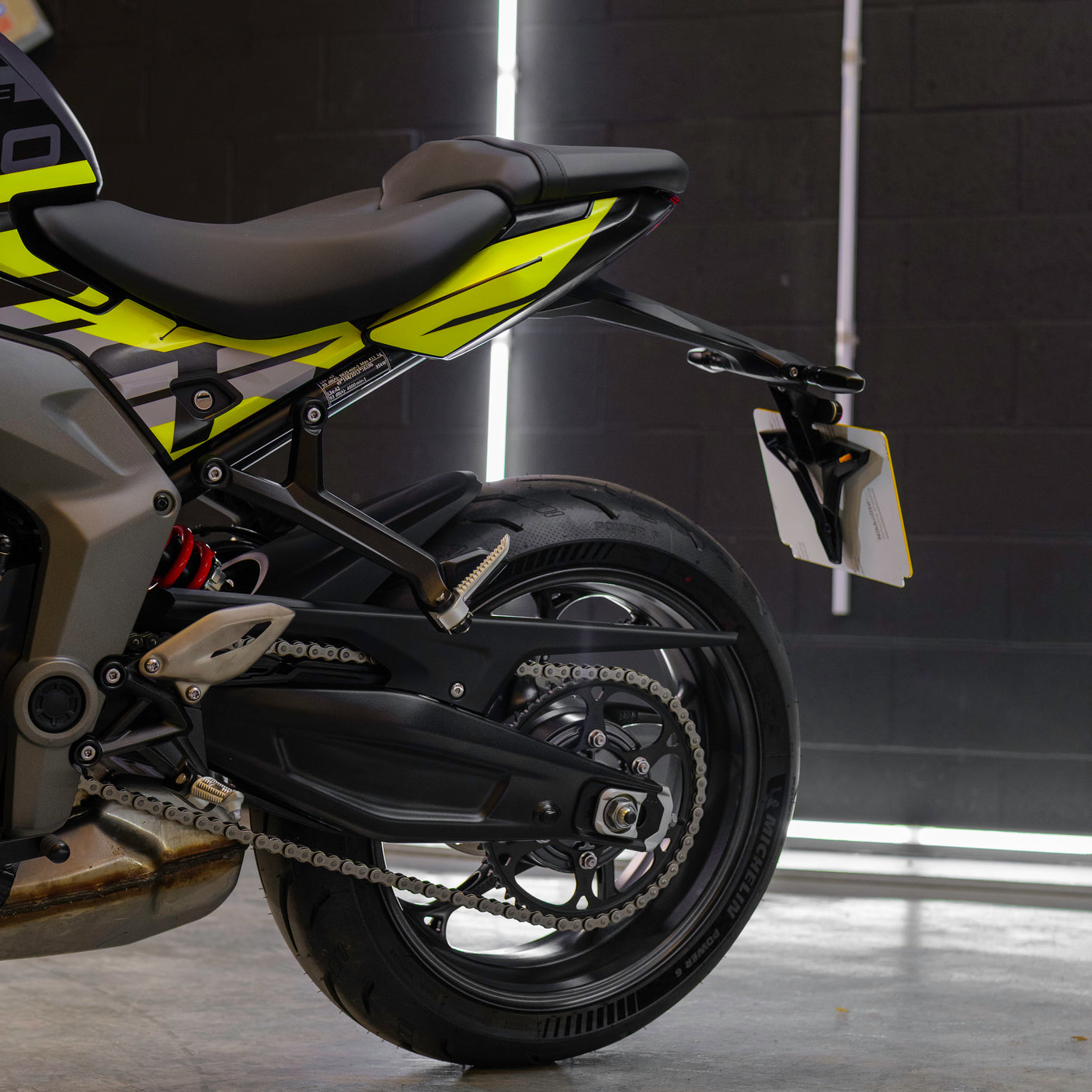 Fast Friday: Brand New Triumph Daytona 660 Moto 2 Livery + £1000 cash
