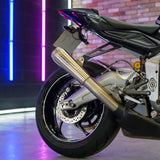 FAST FRIDAY: Carbon TRIUMPH DAYTONA MOTO2 765