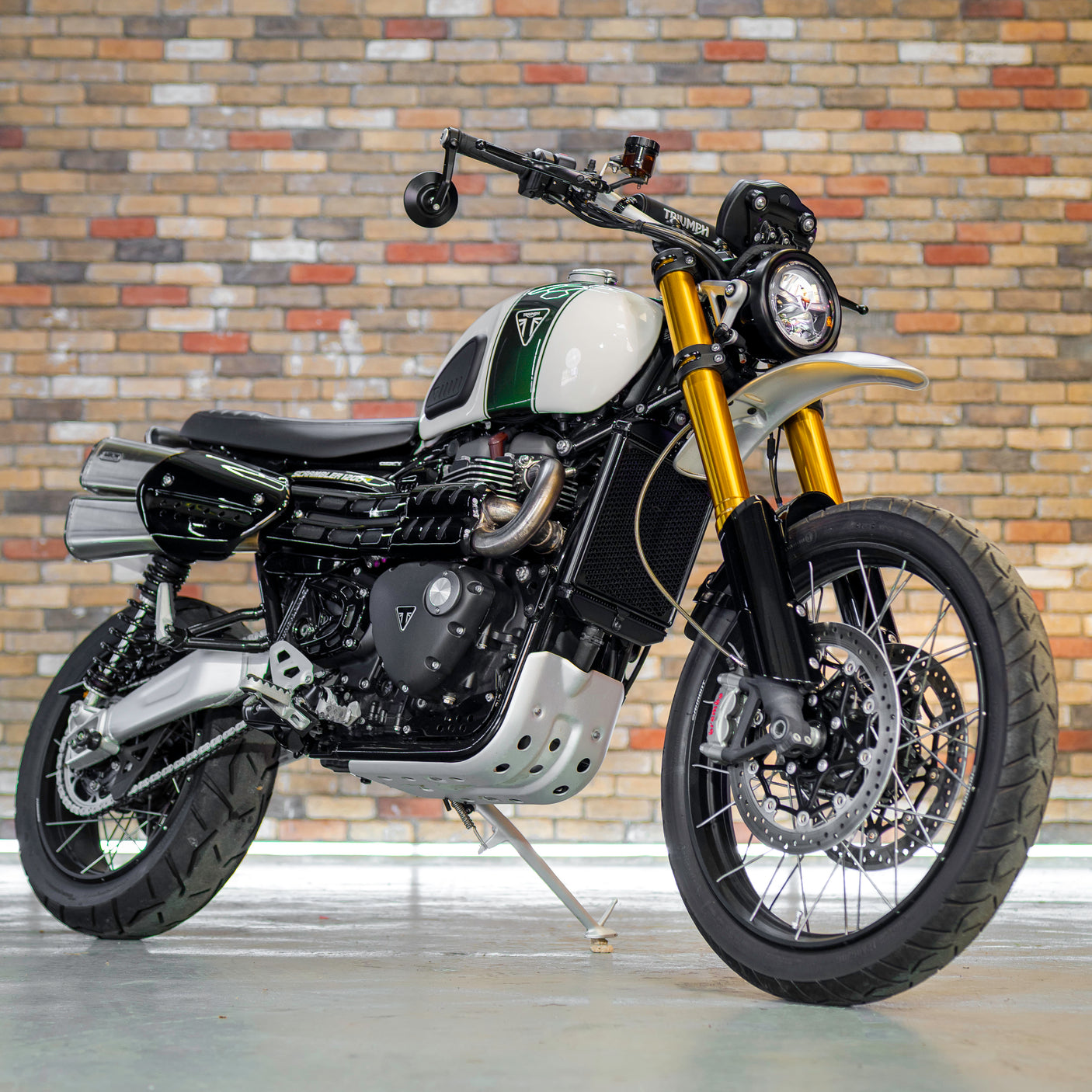2020 Triumph Scrambler 1200 XE + £1000 cash