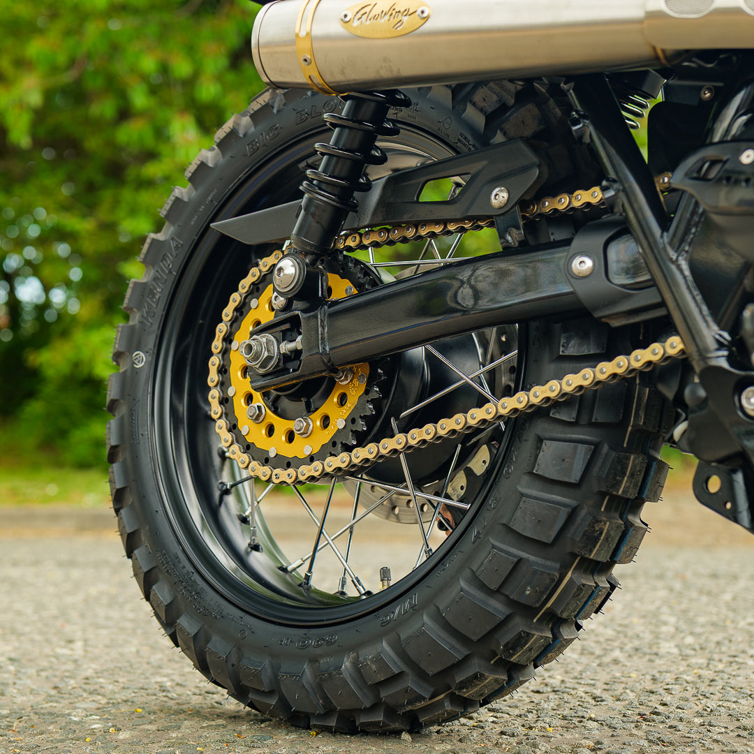 Custom Wide Wheel Triumph Scrambler 900