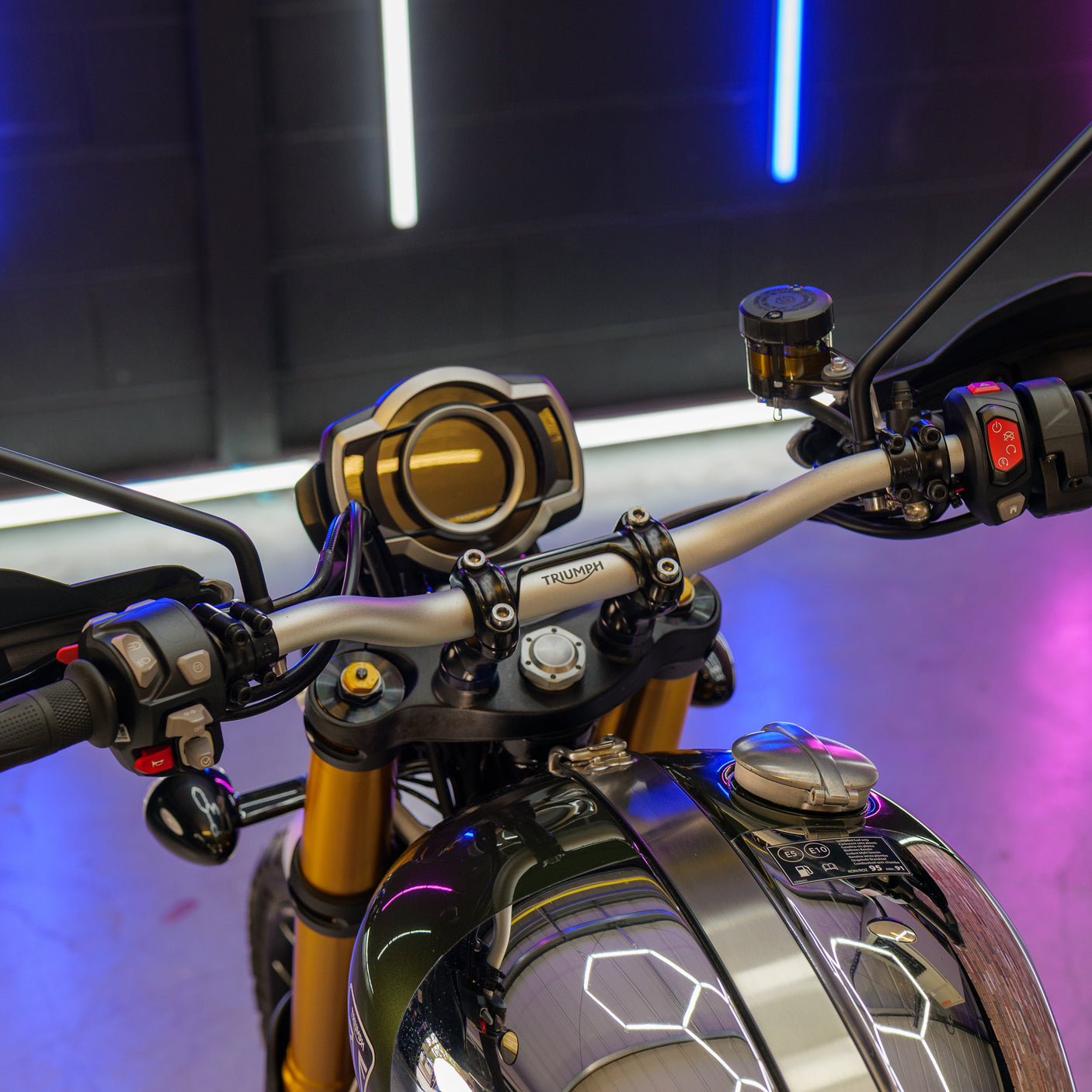 2023 Triumph Scrambler 1200 XE Chrome