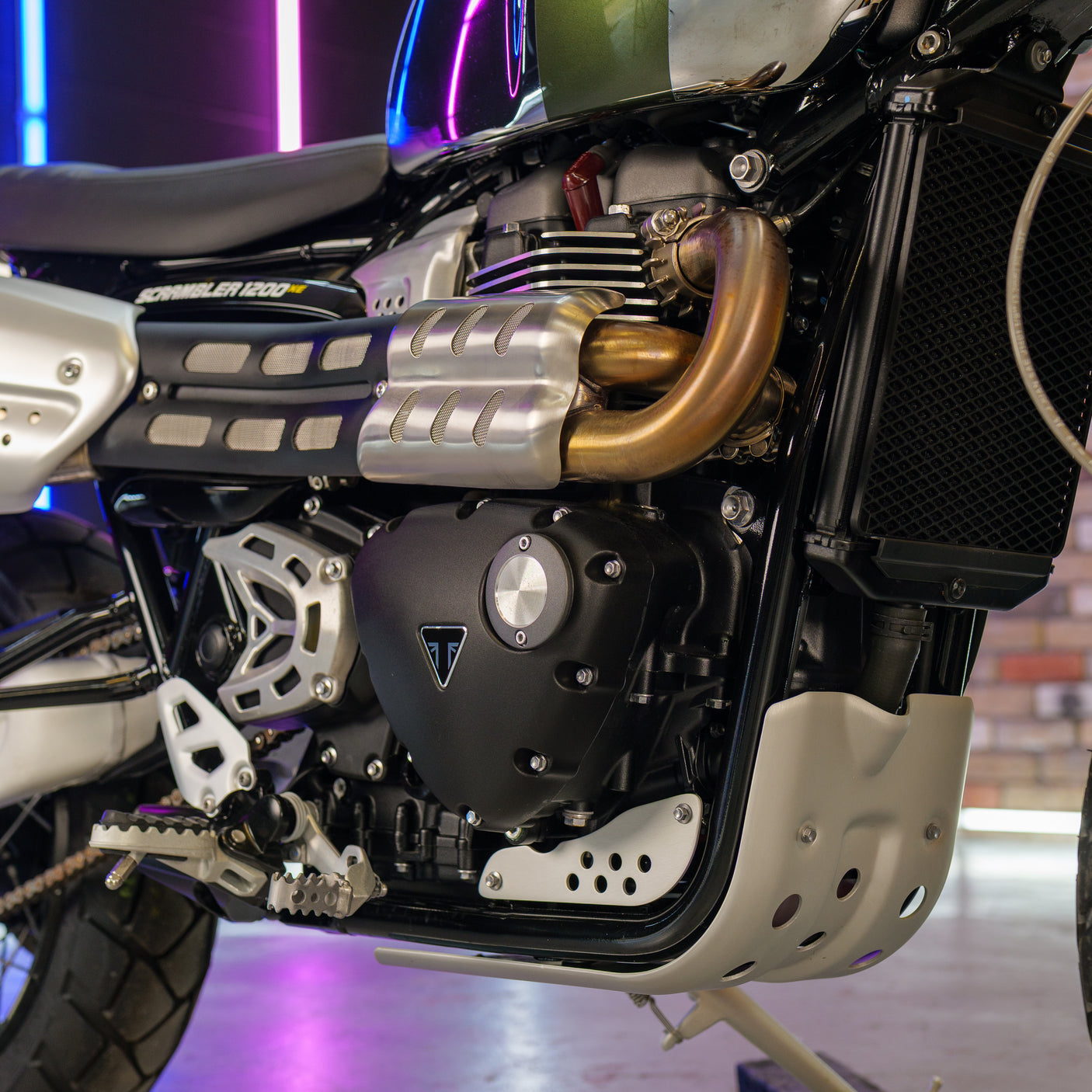 2023 Triumph Scrambler 1200 XE Chrome