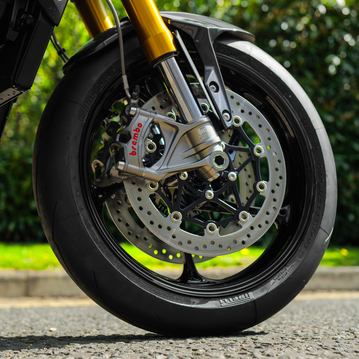 BRAND NEW Triumph Speed Triple 1200 RS with Akra + £1000