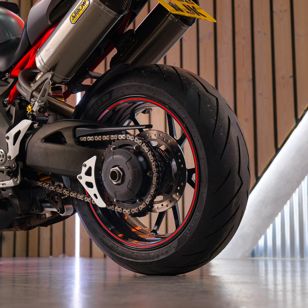 TRIUMPH SPEED TRIPLE R 1050