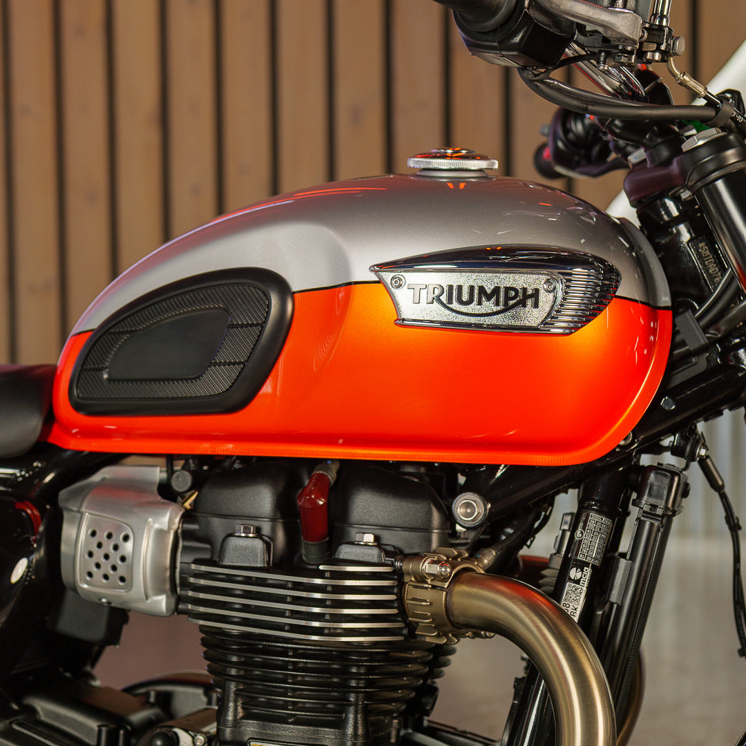 Triumph T100