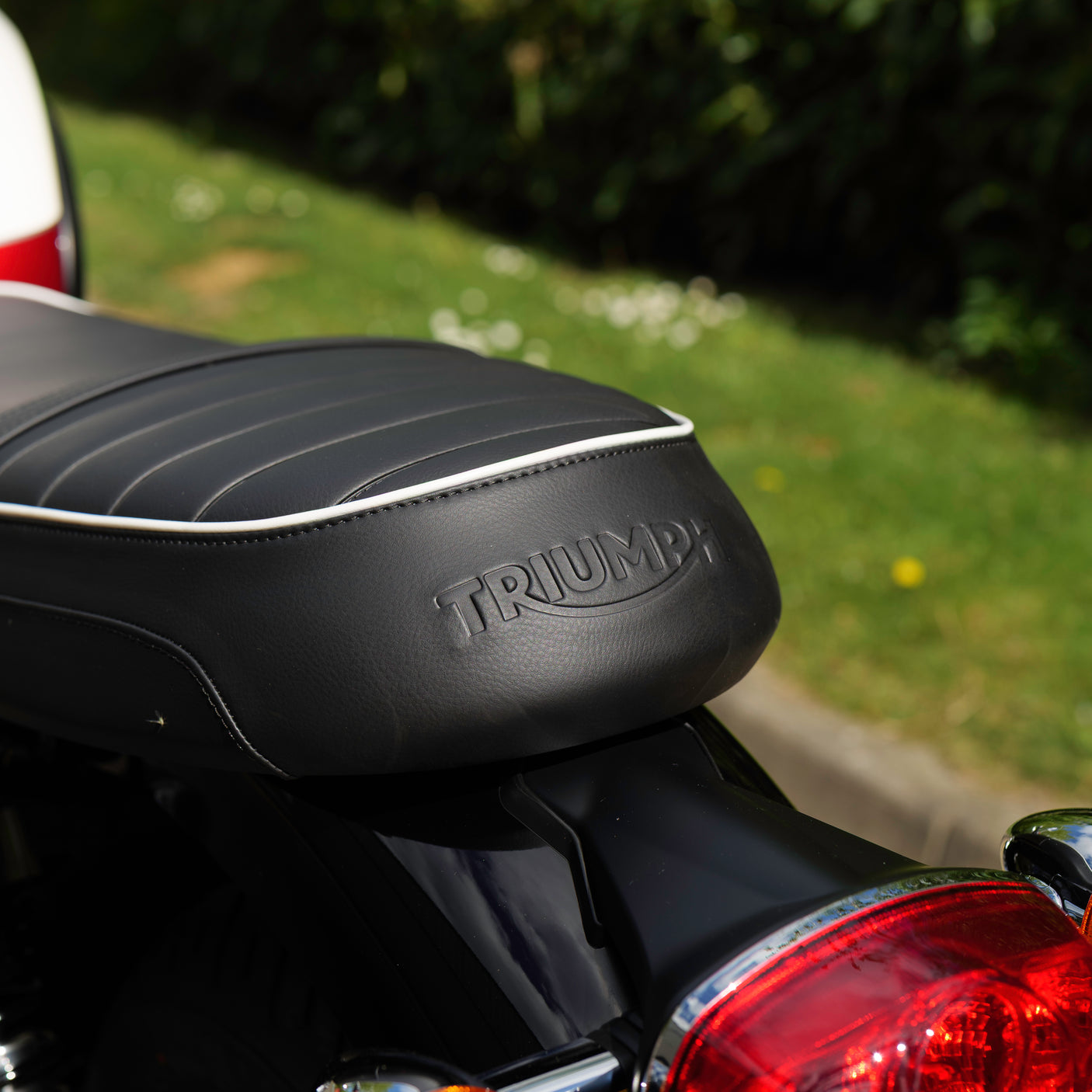 BRAND NEW 2025 Triumph T120 Bonneville + £1000