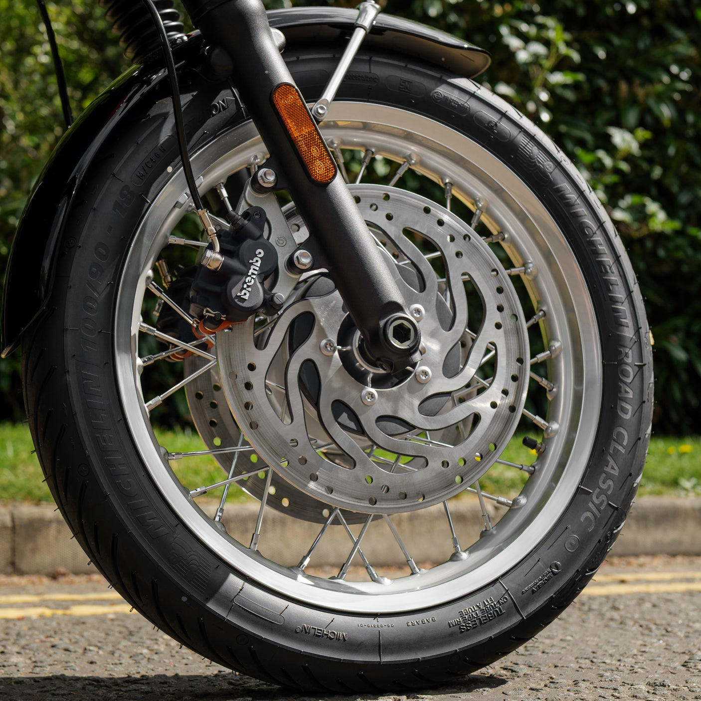 BRAND NEW 2025 Triumph T120 Bonneville + £1000