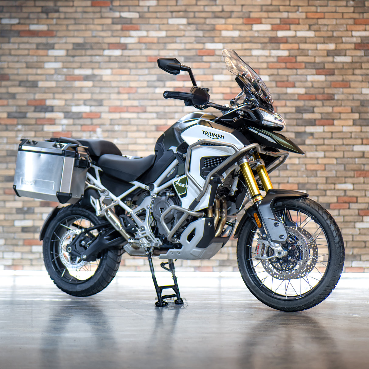 2024 Triumph Tiger 1200 Rally Explorer with Luggage