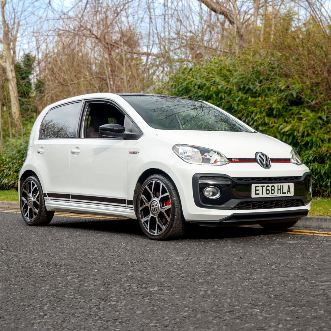 VOLKSWAGEN UP! GTi