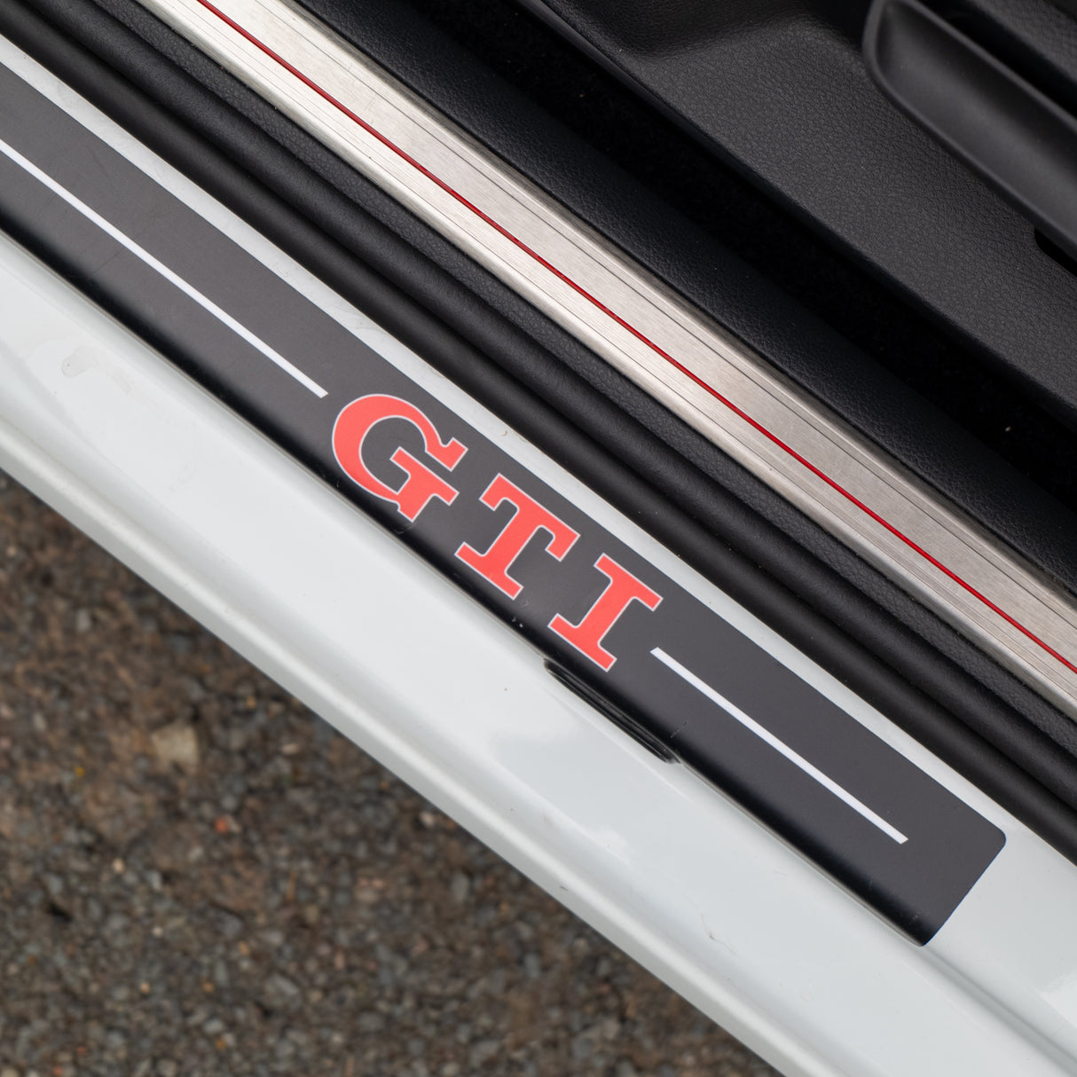 VW Golf GTI or £17,000 cash