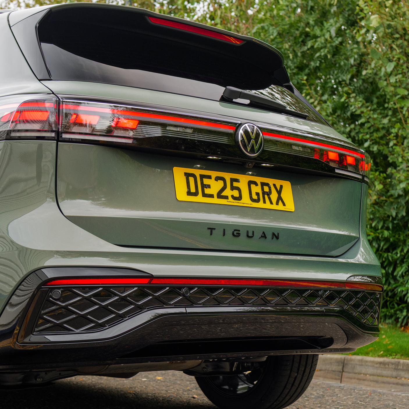2025 VW TIGUAN R-LINE