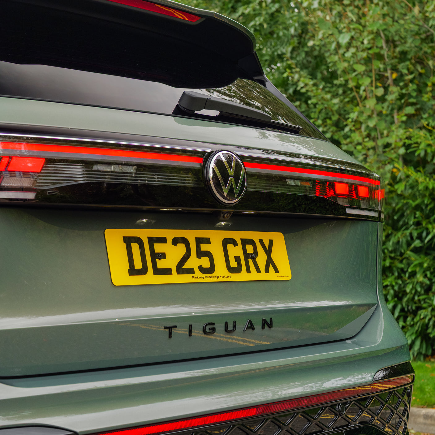 2025 VW TIGUAN R-LINE