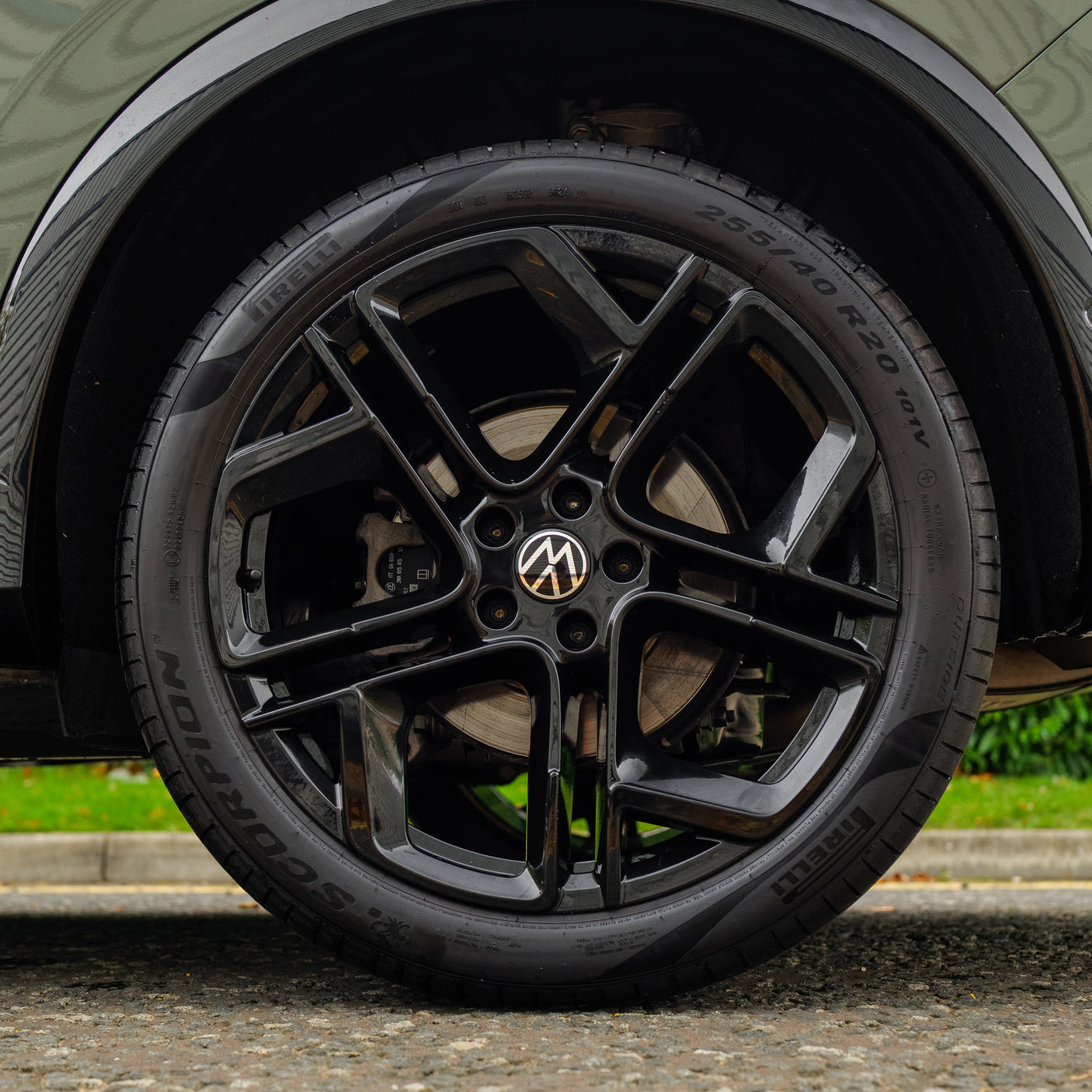 2025 VW TIGUAN R-LINE