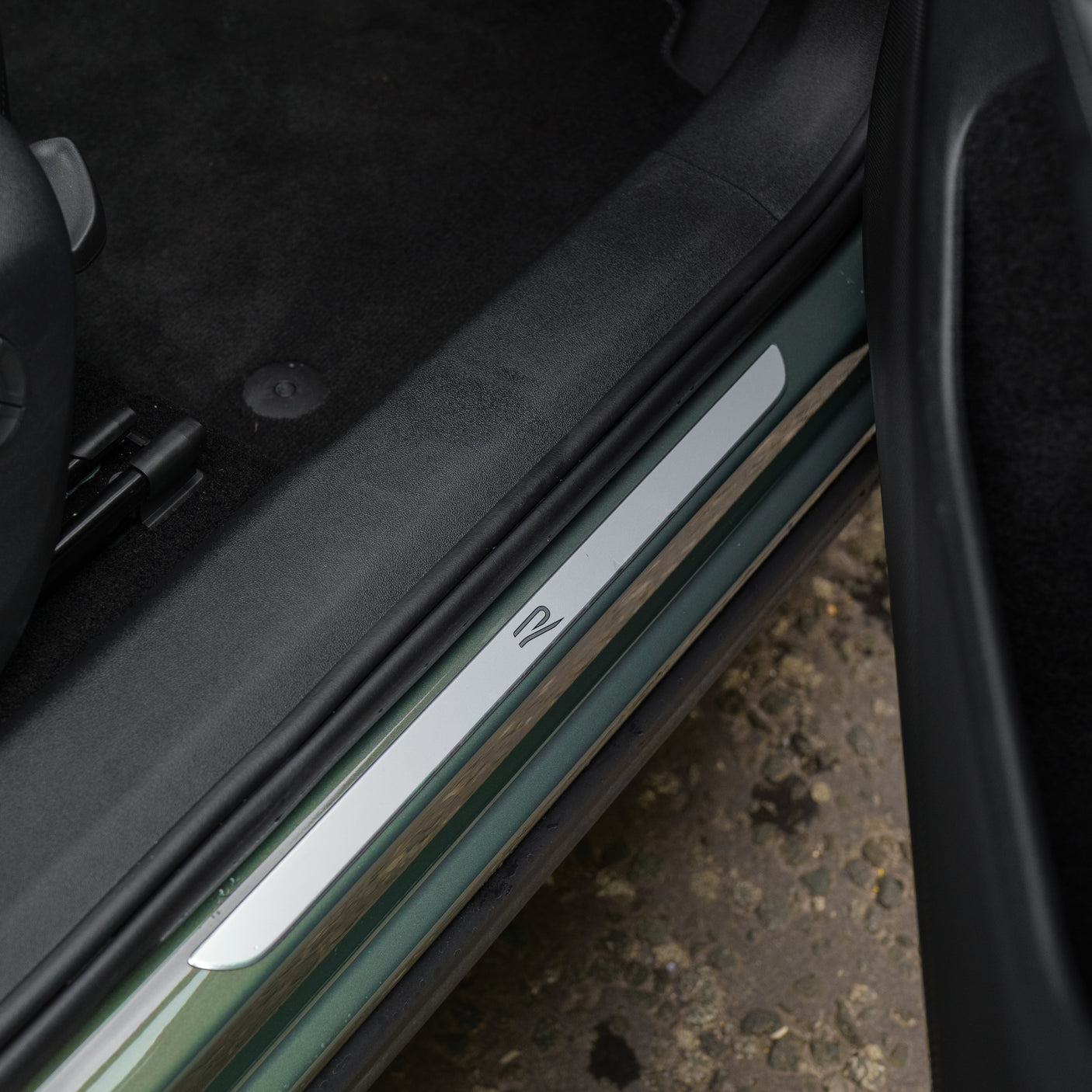 2025 VW TIGUAN R-LINE