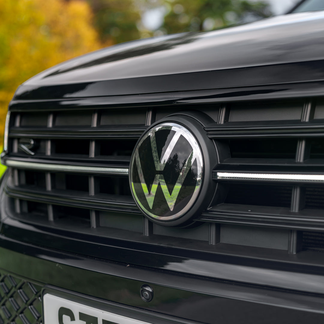 VW Touareg 3.0L V6 Black Edition