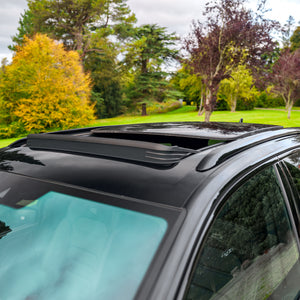 VW Touareg 3.0L V6 Black Edition